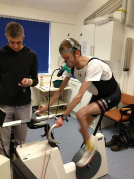 Велосипедист с редчайшим генетическим заболеванием - полное отсутствие жира в организме MDP-синдром, Том Станифорд, без жира, велосипедист